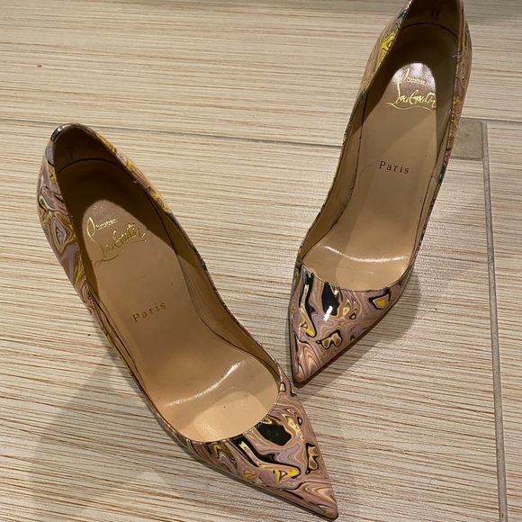 Christian Louboutin Abstract Heels - Picture 4 of 10